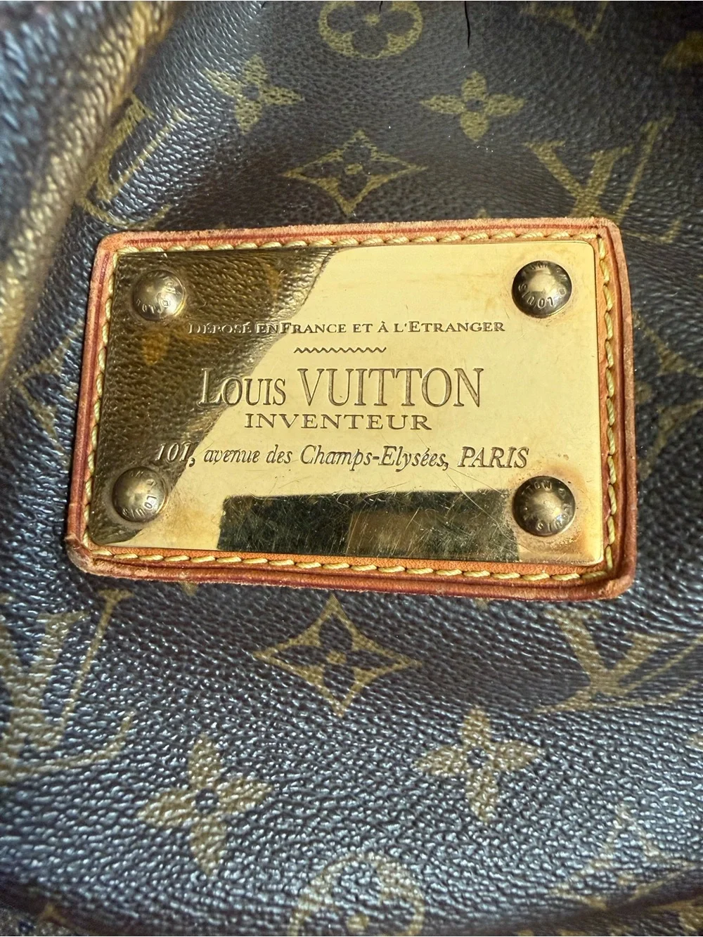 Louis Vuitton AUTHENTIC💯🌹GM Galleria Monogram Canvas Shoulder Bag with Tan Trim